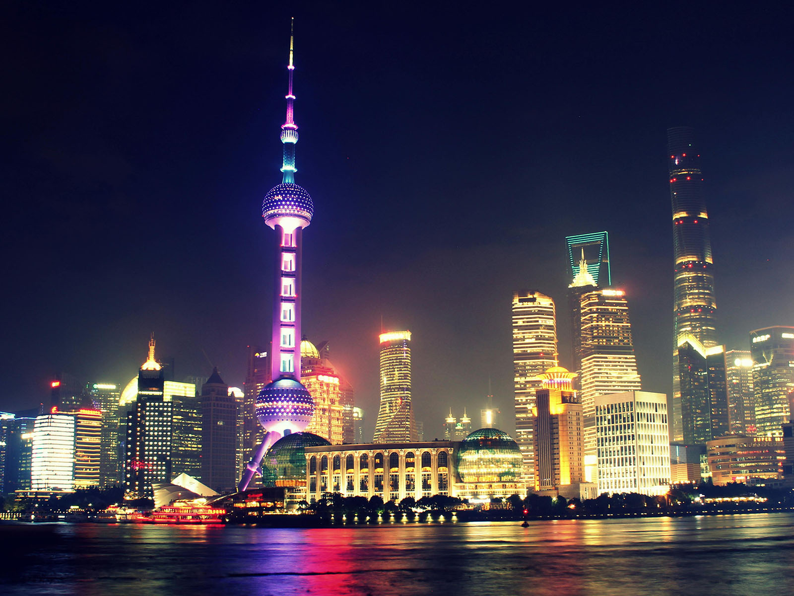 Warren UC - Private International College Consulting - Will Asian international students turn away from the West post - Shanghai skyline at night - Pexels Manuel Joseph